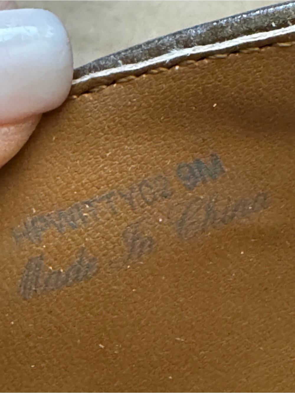 Donald Pliner Witty Ladies Leather Loafer in Chestnut Size 9 - Picture 5 of 6